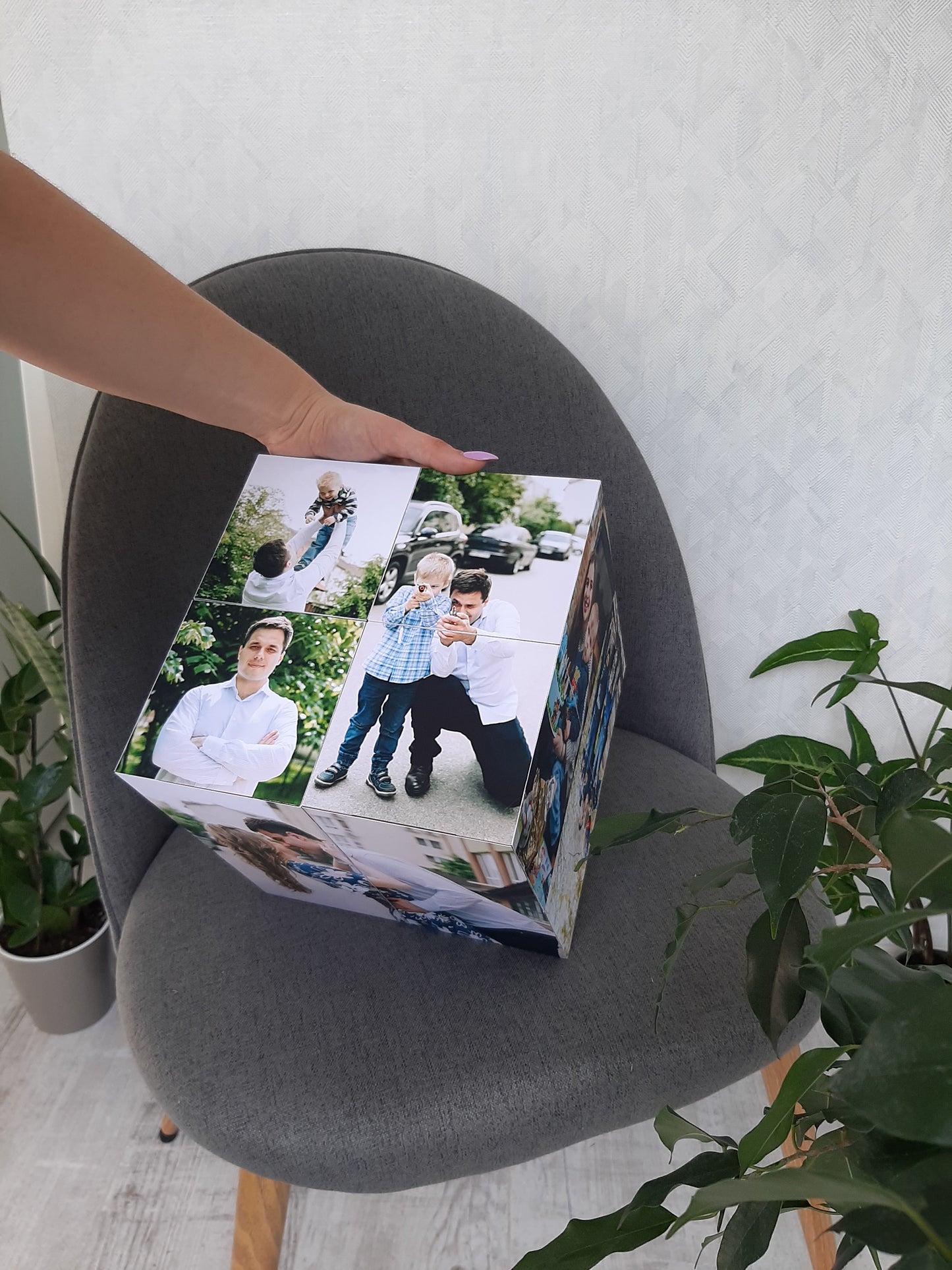 20×20 cm Personalized Photo Cube – Custom Gift with 12 Photos
