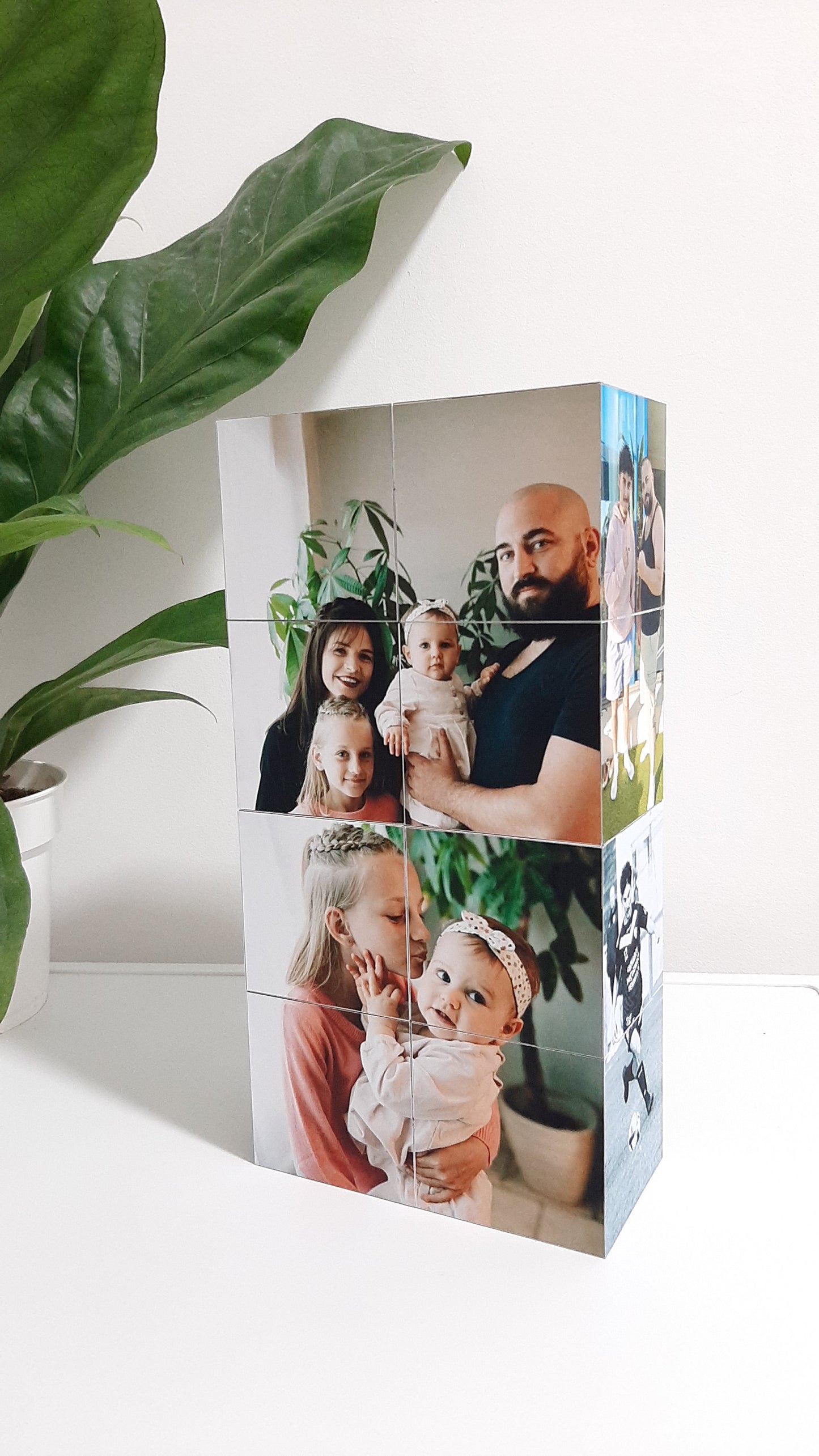 16×16 cm Personalized Photo Cube – Custom Gift with 12 Photos